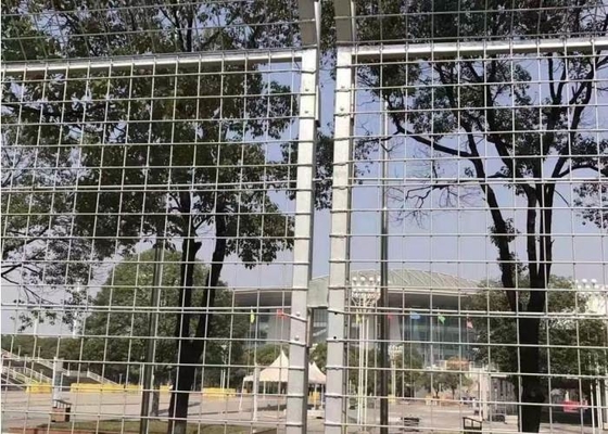 Anti cerco da parte superior de rolo da altura da corrosão 2m escuro - superfície revestida verde do Pvc