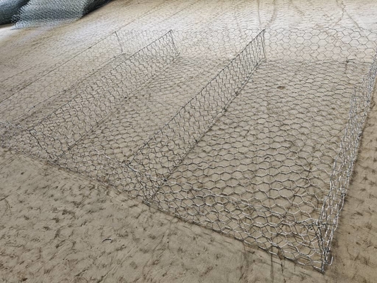 Cestas de gabião galvanizadas para protecção de margens de rios e encostas