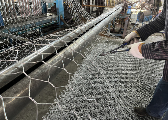80mm*100mm Mental 4mm Gabion Baskets Solutions Mesh Opening Bv Certificação