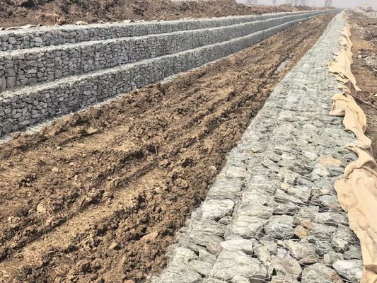 Banco de inundação ou banco de guia de malha de gabião com diâmetro de fio de 2,0 mm a 4,0 mm