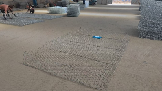 Galvanizado Hexagonal Gabion Mesh para estabilização de inclinação