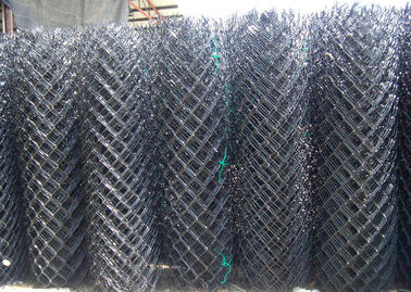 Aço carbono galvanizado rede de rede de cadeia de ligação vedação padrão de diamante com postes redondos de metal